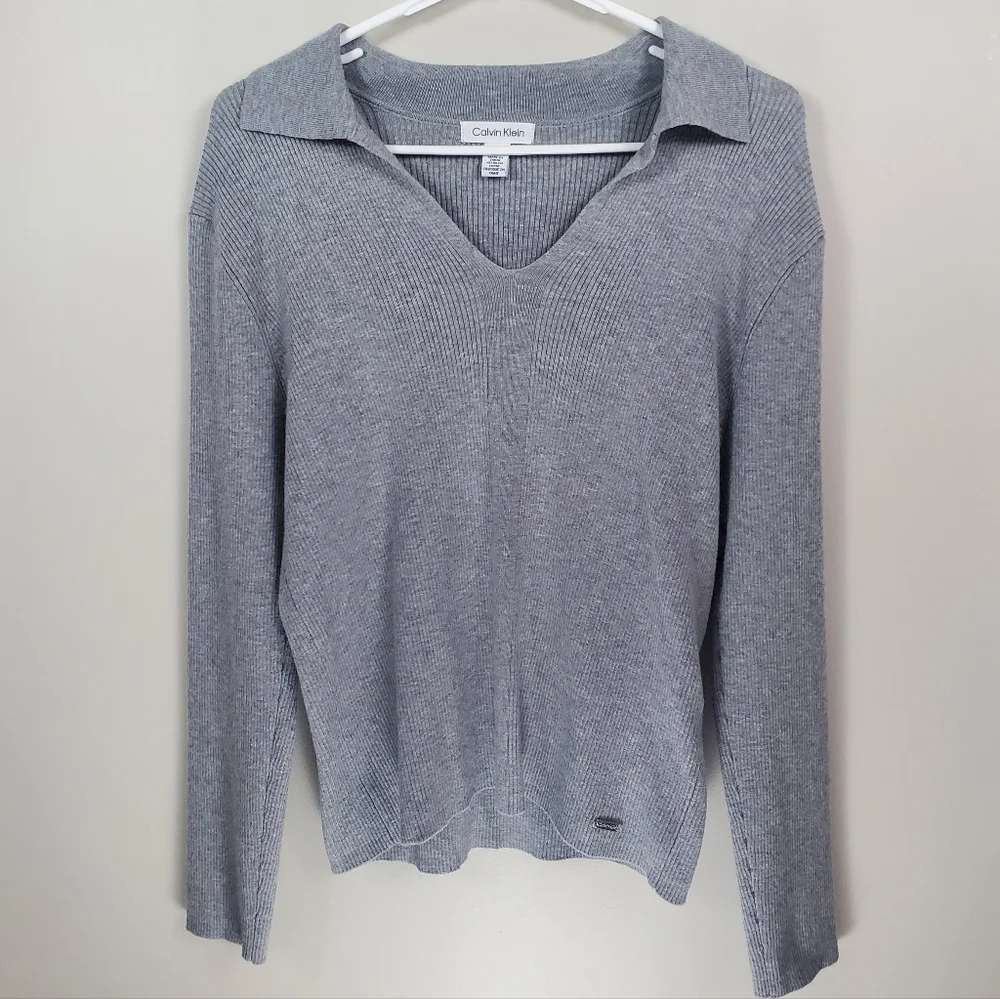 Calvin Klein Size L Gray Ribbed Knit V-Neck Polo Collar Long Sleeve Sweater